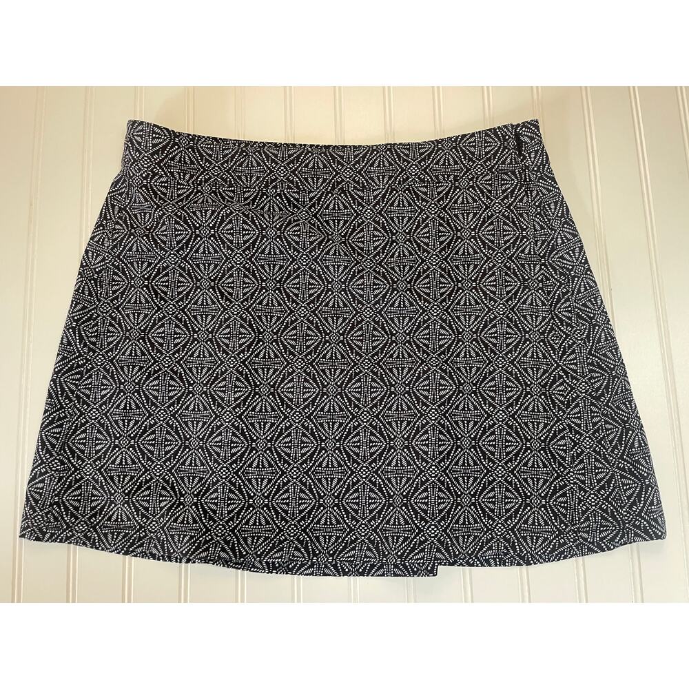 Rip Skirt Hawaii Black White Adjustable Length 1 - Size Women's Medium